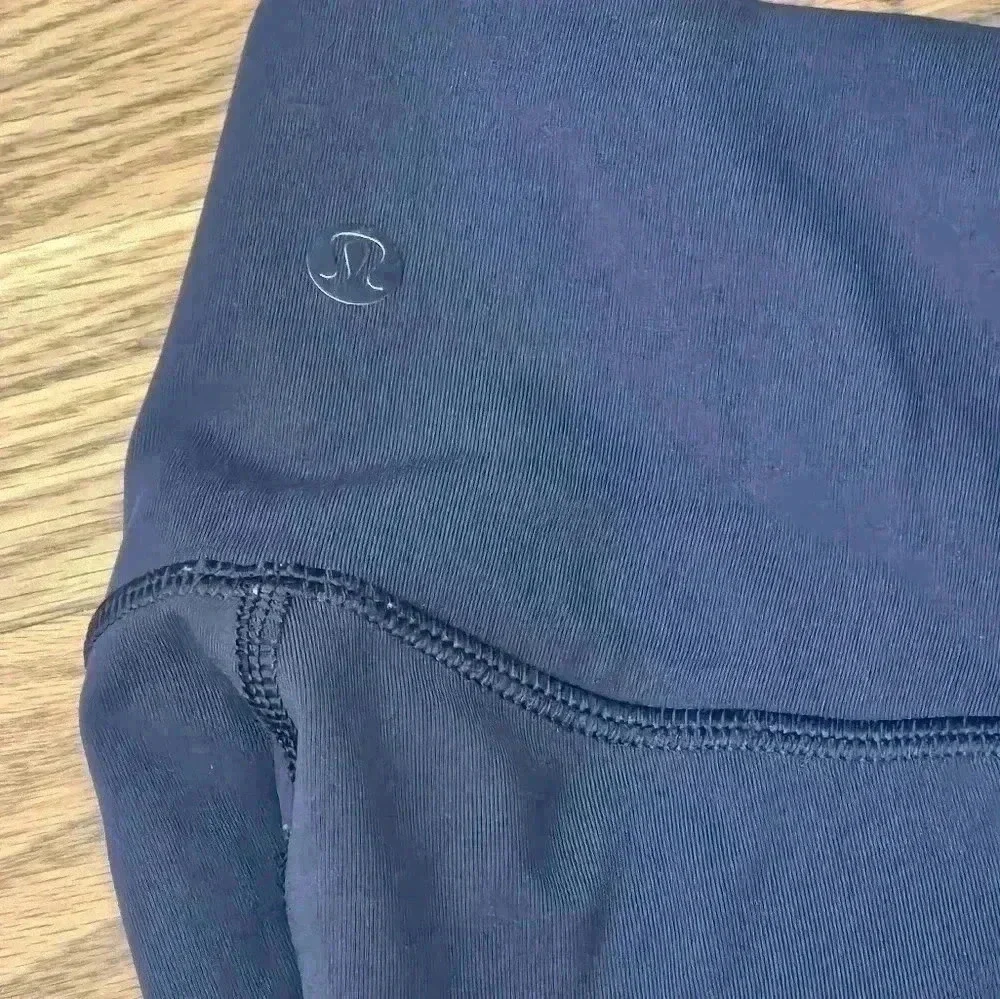Lululemon Second Chance Leggings With Side Leg Mesh Size 6